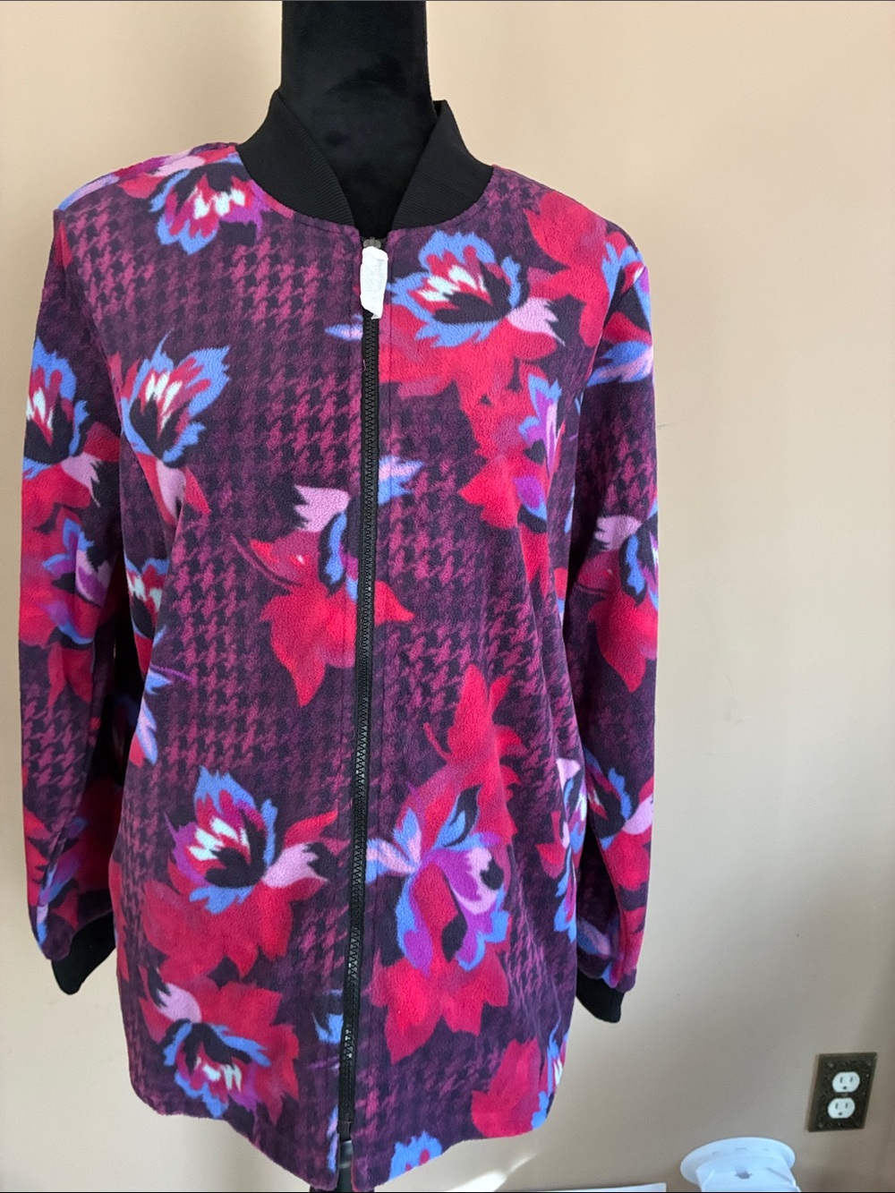 Jacket - Picture 2 of 6